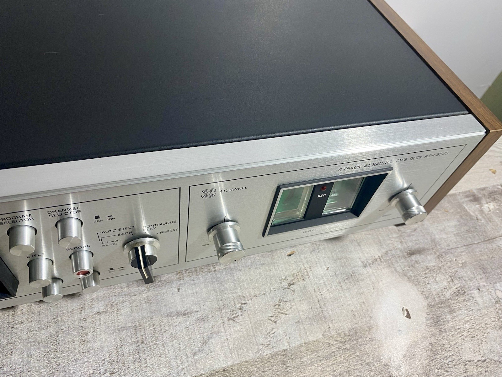 Serviced Panasonic Quad 8 Track Player Recorder RS-855 Multi Voltage (See Video)