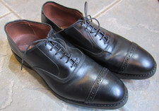 Allen Edmonds FIFTH AVENUE Cap-Toe Oxfords men's sz 8.5 E Black DAINITE soles