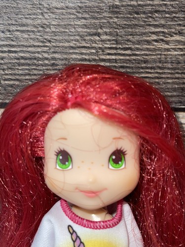 MUÑECA PASTEL CORTO DE FRESA 2008 TCFC HASBRO 6" FIGURA MUÑECA PERFUMADA JUGUETE PELO ROJO - Imagen 2 de 6