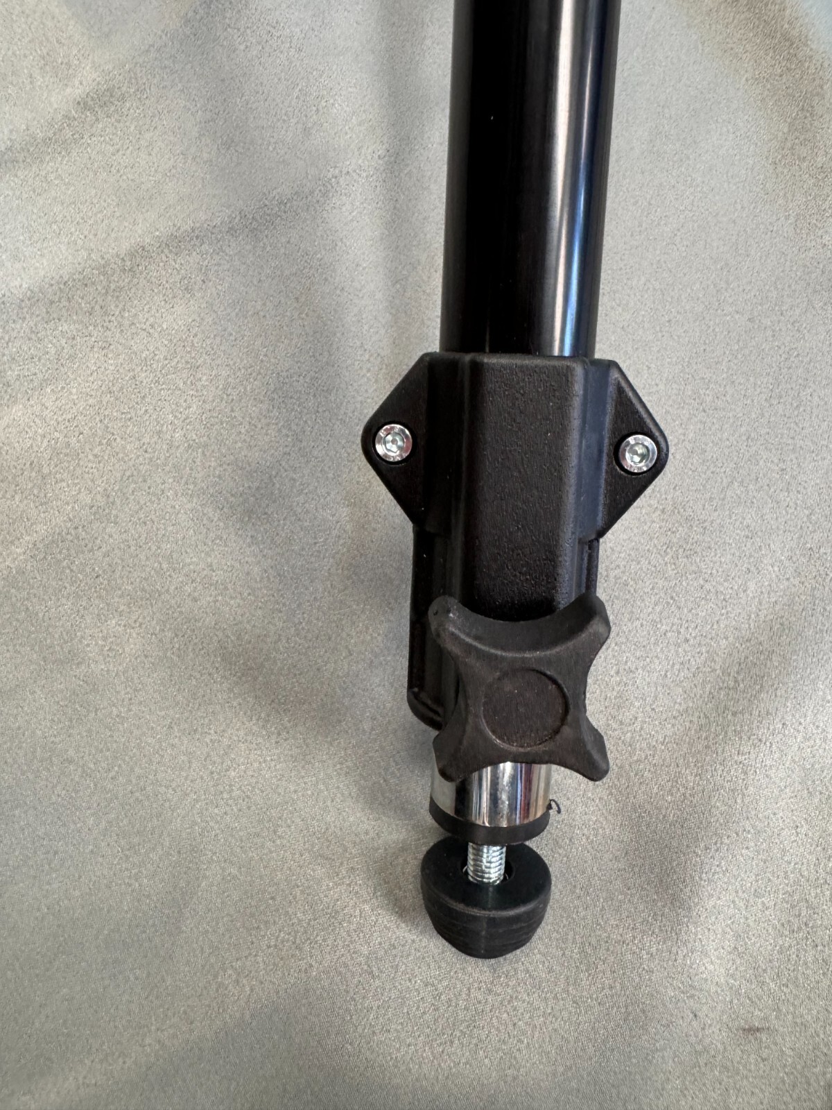 Trépied Manfrotto 117B rigide avec jambes à double entretoise - 4