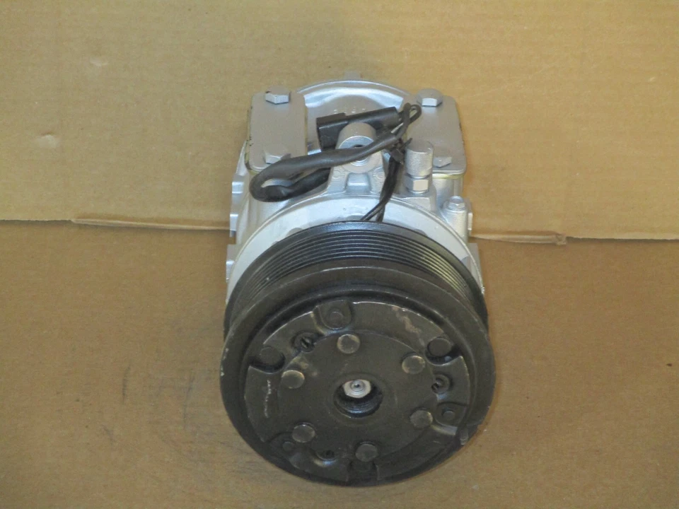 КОМПРЕССОР ПЕРЕМЕННОГО ТОКА ПОДХОДИТ ДЛЯ 1989-1993 DODGE D250, D350, W250, W350- OEM 4428903, R4428903 - Изображение 2 из 4