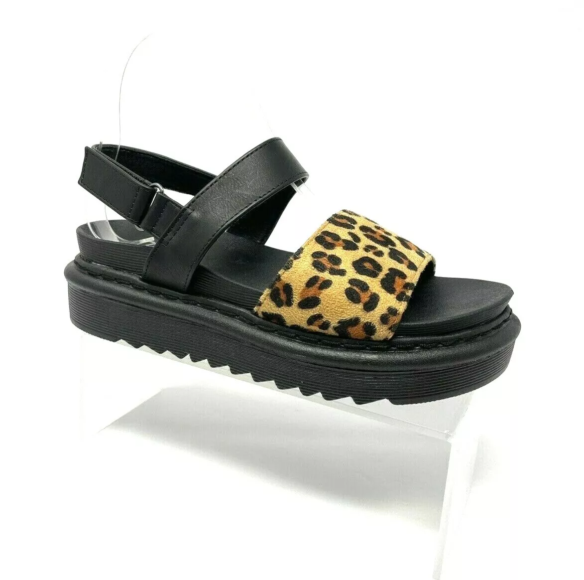 Daisy Fuentes Leopard Print Black Women s Platform Sandals Cheetah