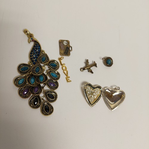 Mixed Jewelry Lot Vintage To Now Necklaces Earrings Bracelets & 2 Pc Of 925 - Picture 16 of 24