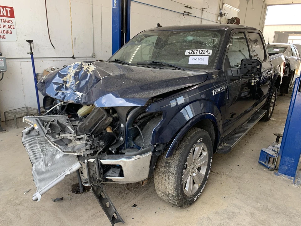 Used Park Assist Camera fits: 2020 Ford F150 PICKUP tail lamp mounted radar unit - Image 2 of 4