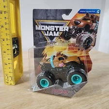 Spin Master MONSTER JAM Series 43 SCOOBY-DOO Arena Favorites Scooby