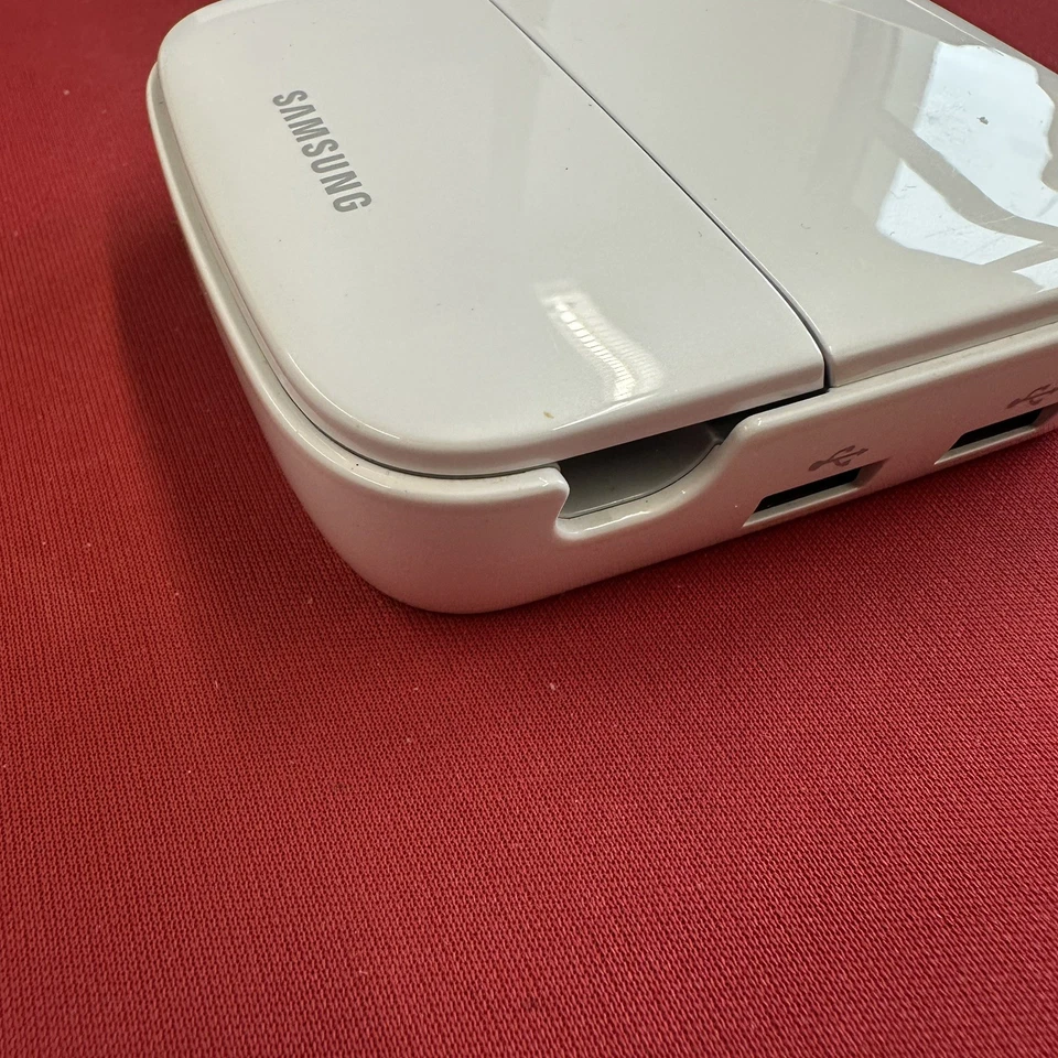 Samsung Desktop Dock EDD-S20EWE Micro-USB Multimedia Dock Weiß - Bild 4 von 4