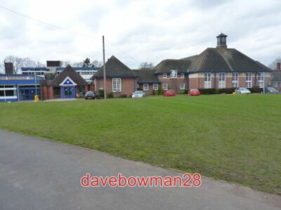 PHOTO  WROCKWARDINE WOOD ARTS COLLEGE  2011