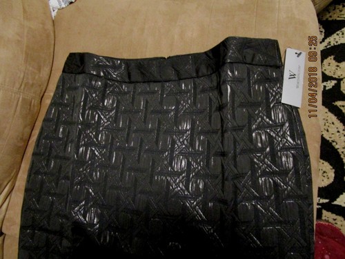 WORTHINGTON black pencil skirt in size 12 ,lined, NEW - Picture 2 of 11