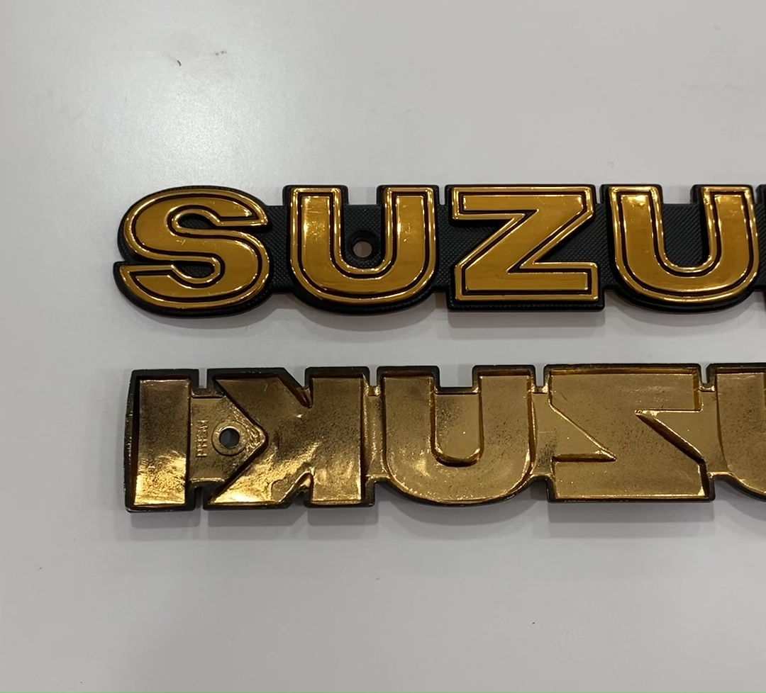 EMBLEMAS DEL TANQUE DE SUZUKI AX100 EMBLEMS | eBay