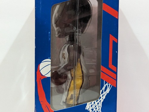 Kobe Bryant NBA Basketball LA Lakers Figure Legends of The Court Limited Edition - Picture 7 of 12