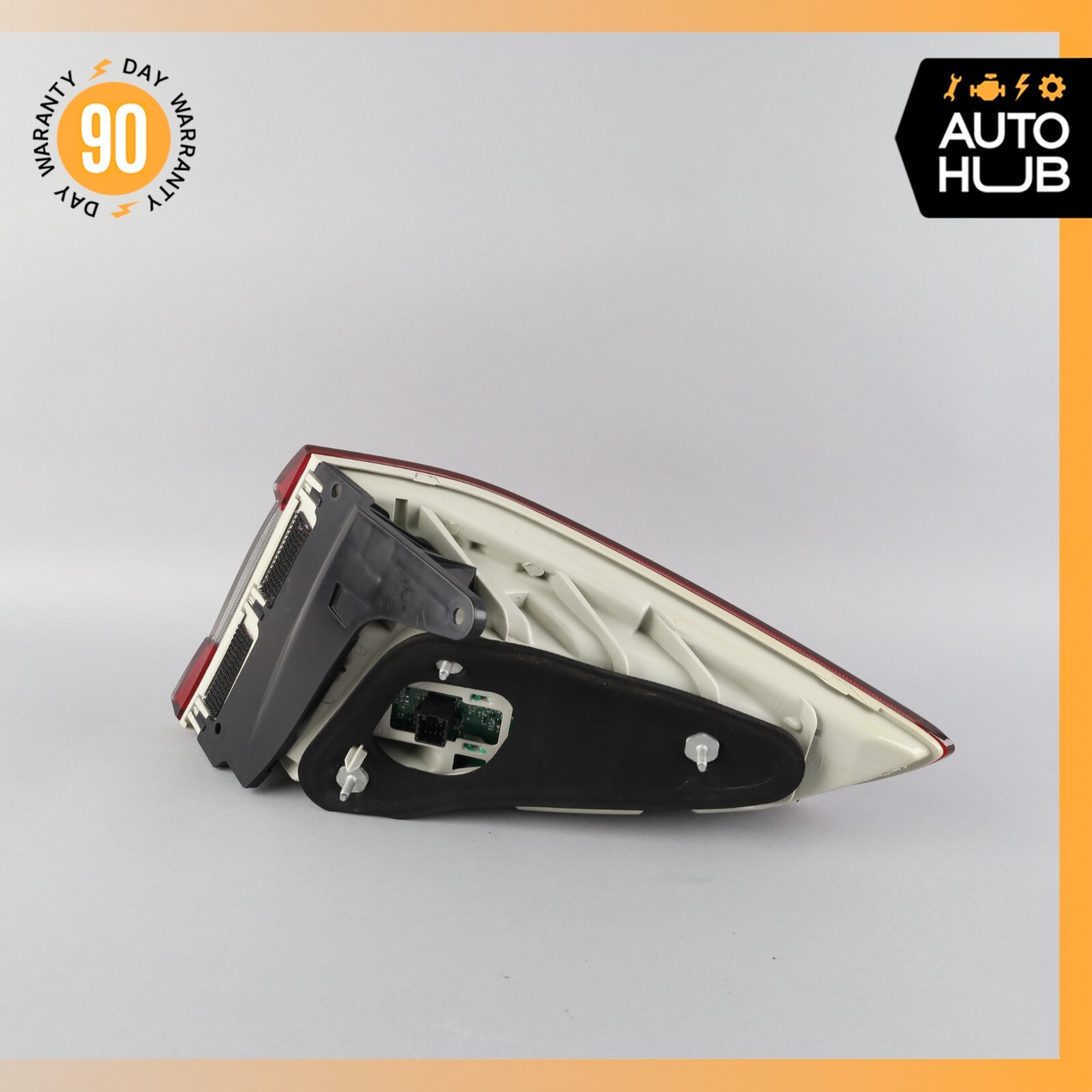 13-18 Maserati GranTurismo M145 Left Driver Side Outer Tail Light Lamp OEM 33k