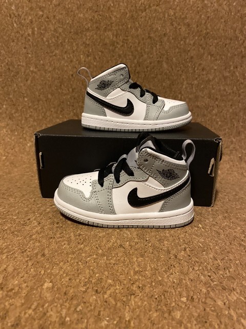 jordan aj 1 mid white