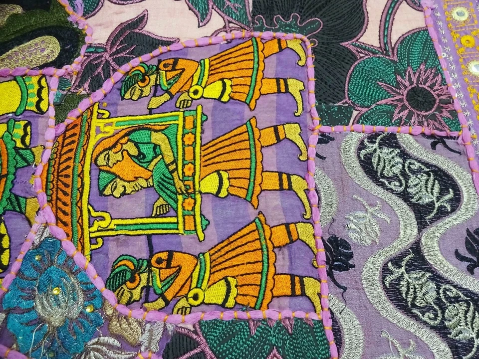 WALL HANGING ART VINTAGE ANTIQUE RUNNER HIPPY EMBROIDERED PATCHWORK TAPESTRY - Image 3 of 4