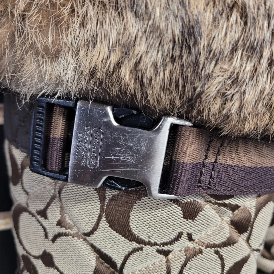 COACH Mariette Winter Boot Size 8M Signature Khaki Fabric Fur Suede A7185 - Image 3 of 4