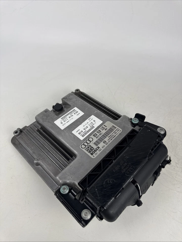 Audi A4 Quattro 2005 - ECM ECU - # 8E0 910 115 B Foto 3 de 4