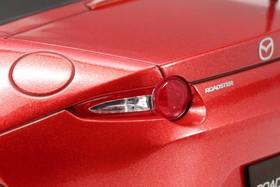 TAM24342 300024342 Mazda Veicolo 24342-1:24 MX-5, Riproduzione Fedele Dell'Origi - Immagine 4 di 4