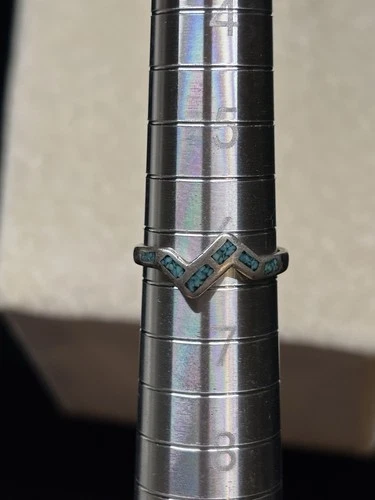 Southwestern Jewelry USA Vintage Silver Ring Band Crushed Turquoise Size 6