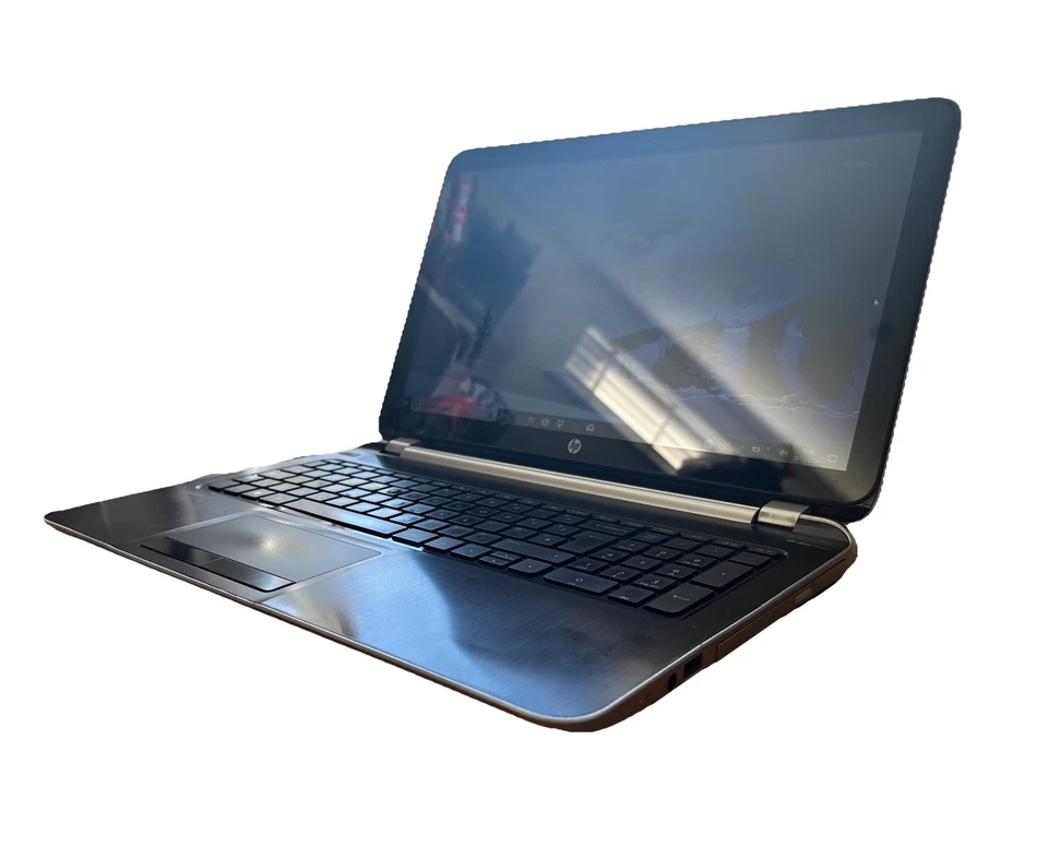 HP Pavilion 15-N090SA Touchscreen Laptop AMD A8-4555M 8GB Ram 500GB HDD Win10 - Image 2 of 4