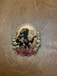 Tokyo Disney Resort Tangled Rapunzel Princess Pin TDR