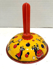 VTG TIN LITHO TOY NOISE MAKER, 1950'S , ROUND CLAPPER,US METAL MFG. YELLOW "D"