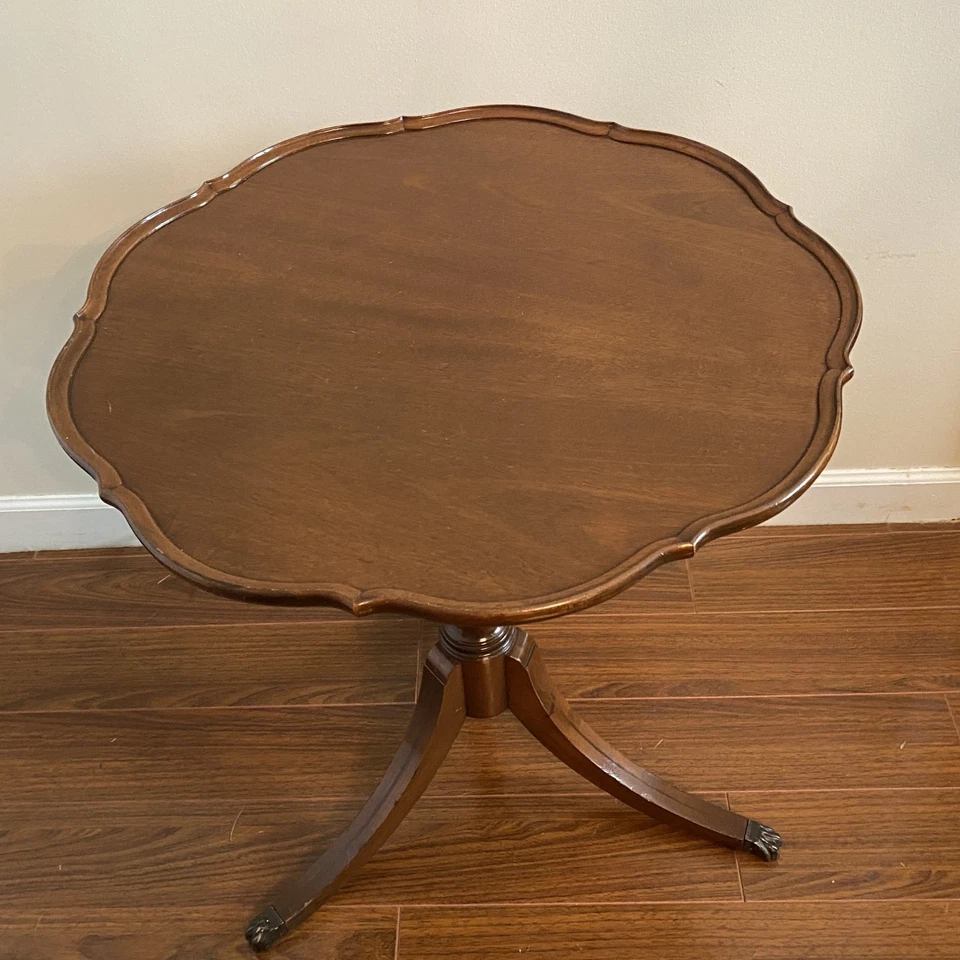 1940"s Pie Crust Table with Protective Glass Top - Image 2 of 4
