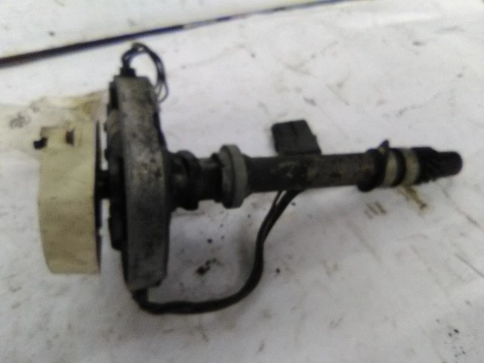 81-86 雪佛兰科迈罗经销商 8-305 4BC  — 第 3/3 张图片