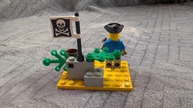 Lego Pirates Sets 6261, 6254, and 1464 All 100% Complete with Instructions
