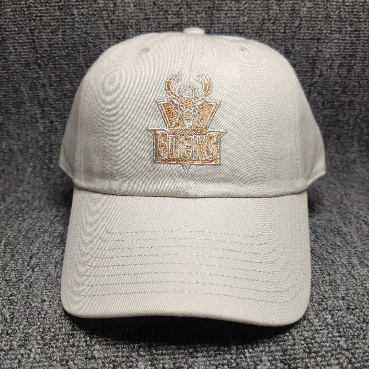 Mitchell & Ness Milwaukee Bucks NBA White Strapback Hat Cap