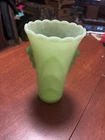 Vintage Jadeite Anchor Hocking Fire King Green Scalloped Glass Art Deco Vase
