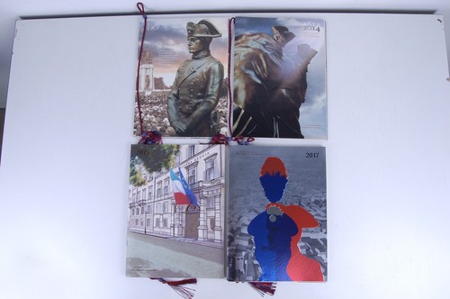 Calendario storico dell’arma dei carabinieri dal 1997 al 2017 19 calendari - Imagen 5 de 6
