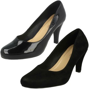 clarks womens court shoes