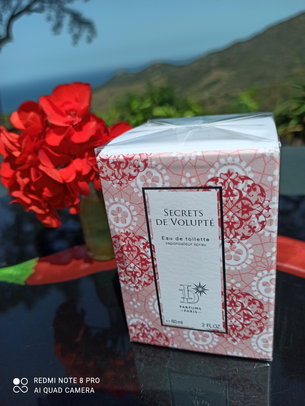 Secrets de volupté parfum vaporisateur pour femme ambre et cèdre
