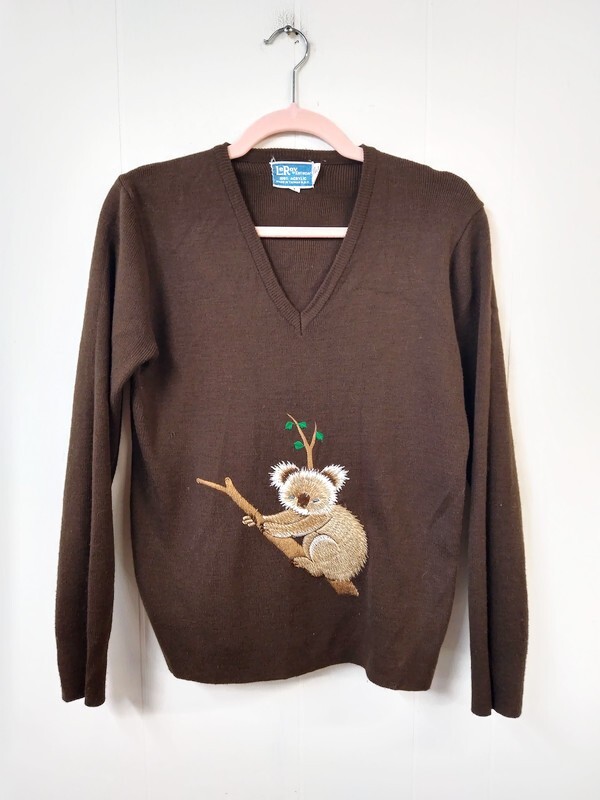 LeRoy Knitwear VTG WM L Sweater Brown Embroidered Koala V-Neck