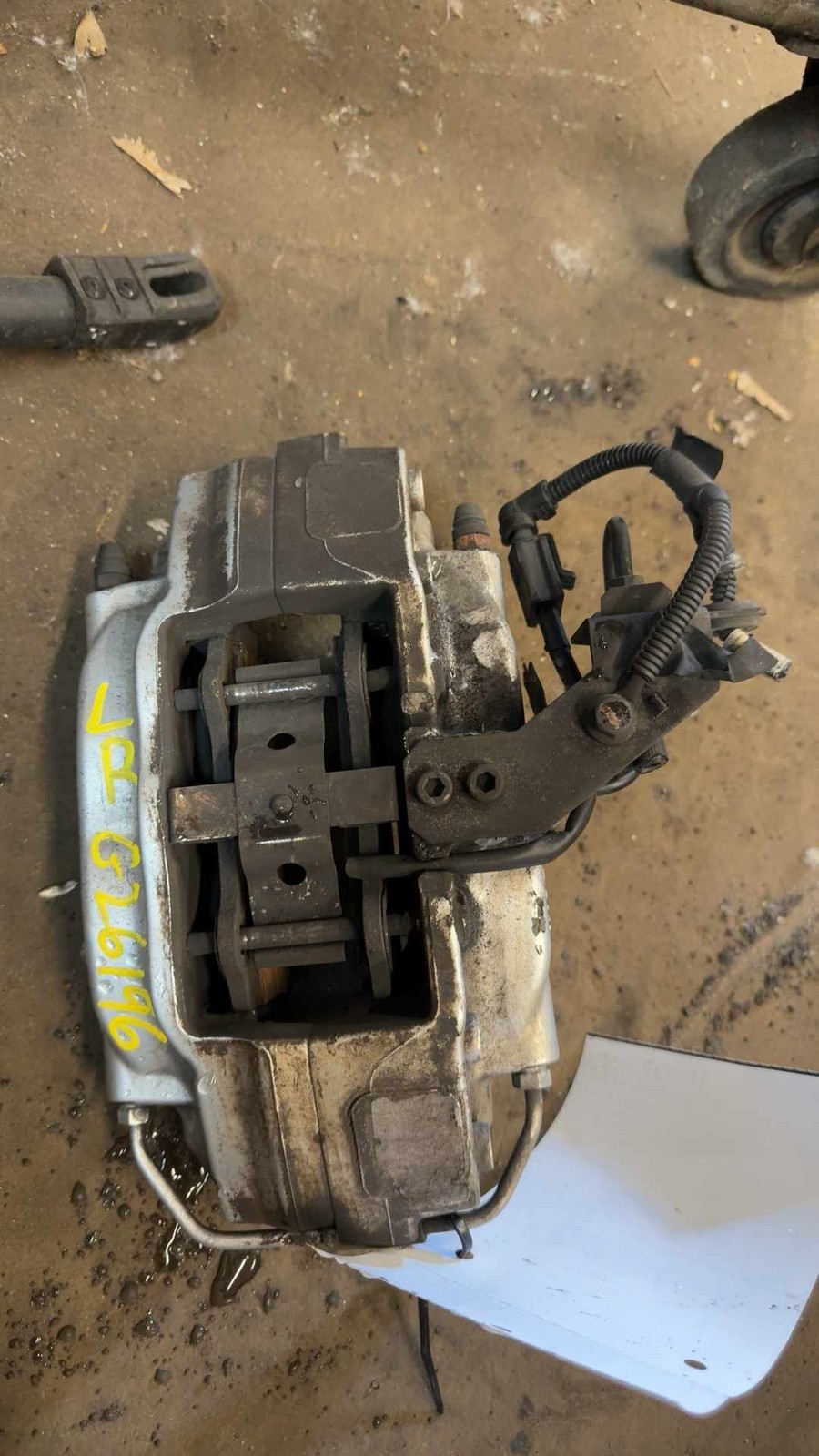 Maserati Ghibli 2014 Brake caliper