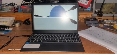 CHUI Herobook Pro Laptop - Power on Screen gesprungen - als Ersatzteilverkauf (572)
