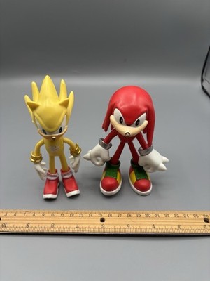 Jazwares KNUCKLES & yellow Super Sonic the Hedgehog Action Figure 2.5'' SEGA lot 