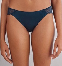 ⭐️⭐️Slip in seta e pizzo intimissimi blu navy prezzo consigliato £25 bello e sexy ⭐️⭐️