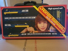 Hornby R1289M High Speed Train set inspired by R685 Brand New
