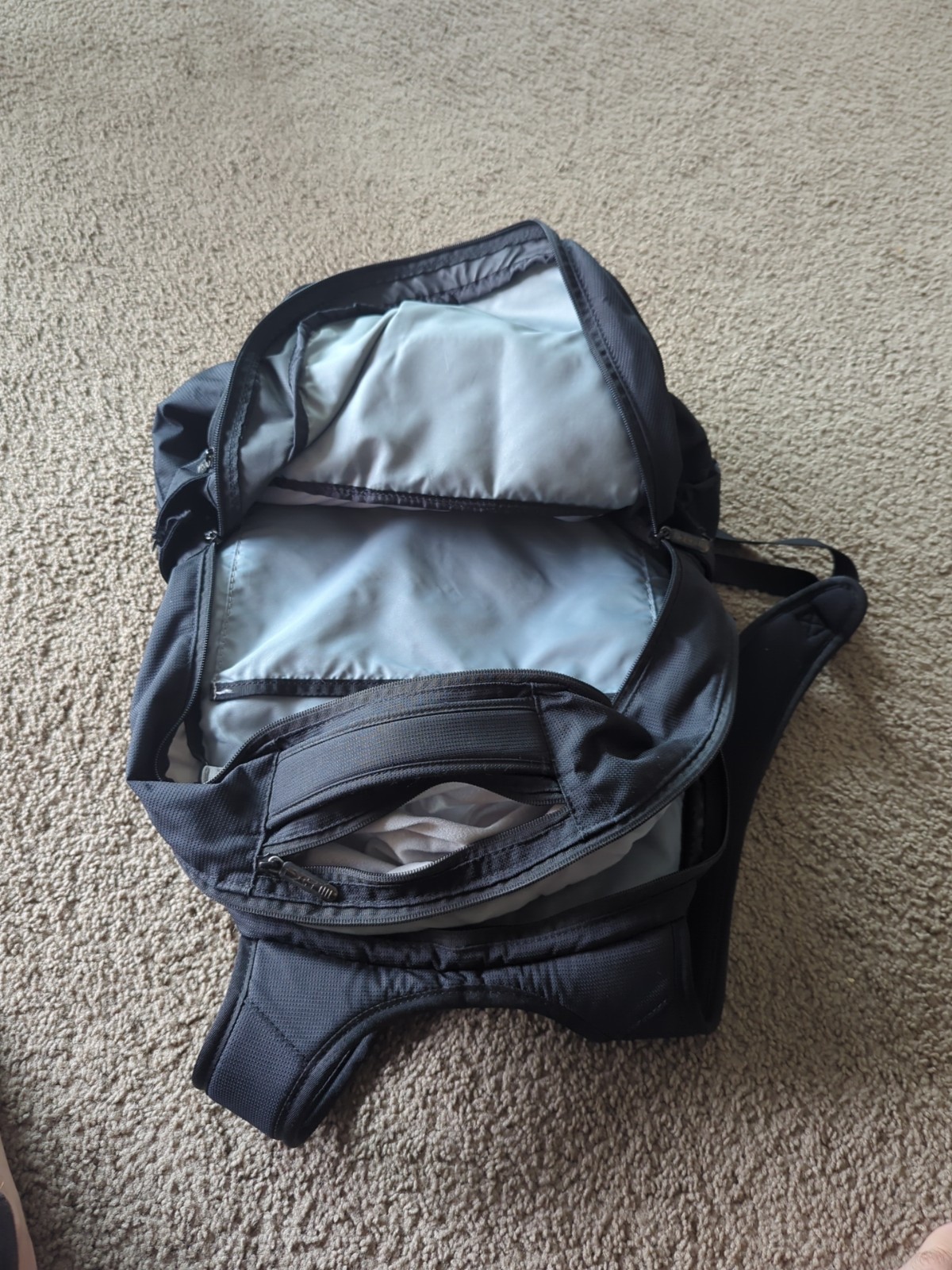 dakine backpack - image 7