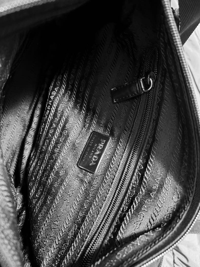 Special  Super Excellent Condition PRADA Messenger Bag Shoulder () thumbnail 3