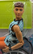 NIB Barbie FASHIONISTAS 196 MADE TO MOVE Wheelchair Doll GREEN Eyes Fade Cut KEN