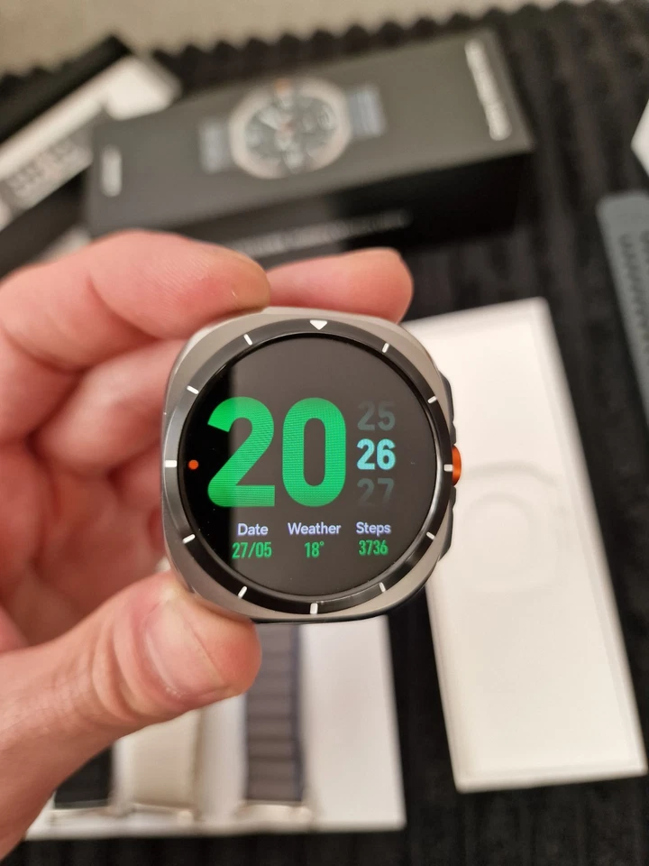 Galaxy Watch Ultra 47mm mit KI / wie neu + 3 Ersatzbänder - Bild 2 von 4