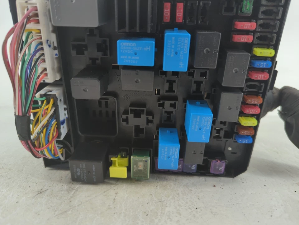 2011-2013 Mitsubishi Outlander Fusebox Fuse Box Relay Module Pr061-02000 LAPZA - Image 4 of 4