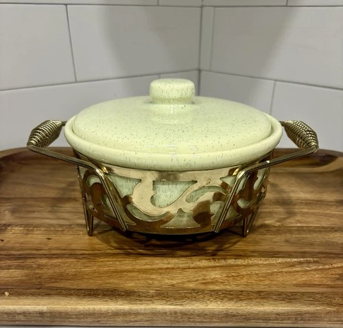 Vintage Bauer Pottery Monterey Moderne covered casserole dish