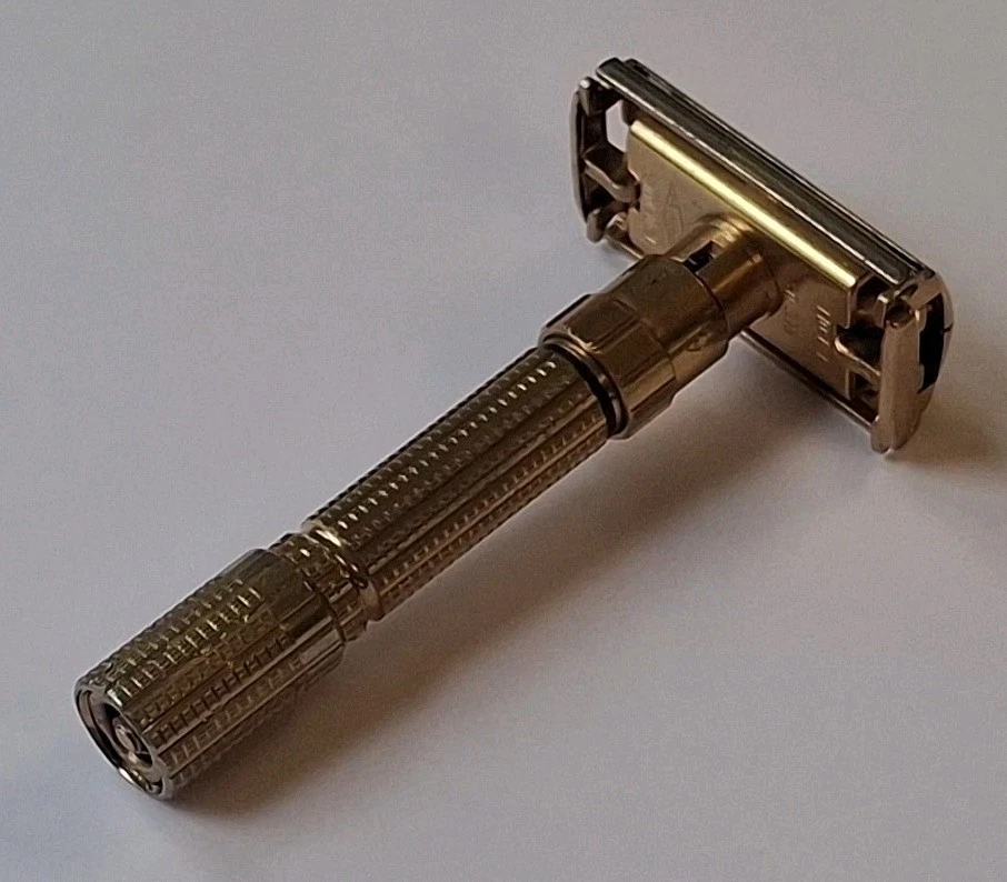 Navaja de afeitar de seguridad ajustable Gillette Executive Gold Fat Boy D-3 1958 de colección Foto 2 de 4