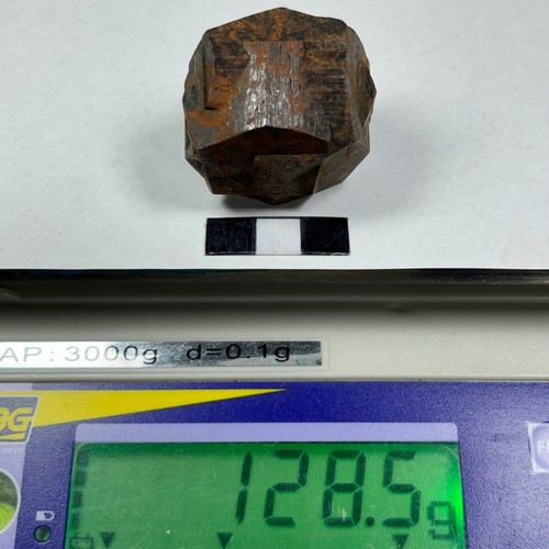 CRYSTAL OF PYRITE - IRON CROSS TWIN FROM COLOMBIA 128.5 gram / 4.533 oz - Picture 11 of 11