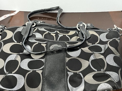 COACH Signature Black Patent Leather Silver Tote Handbag Purse Very Worn Straps