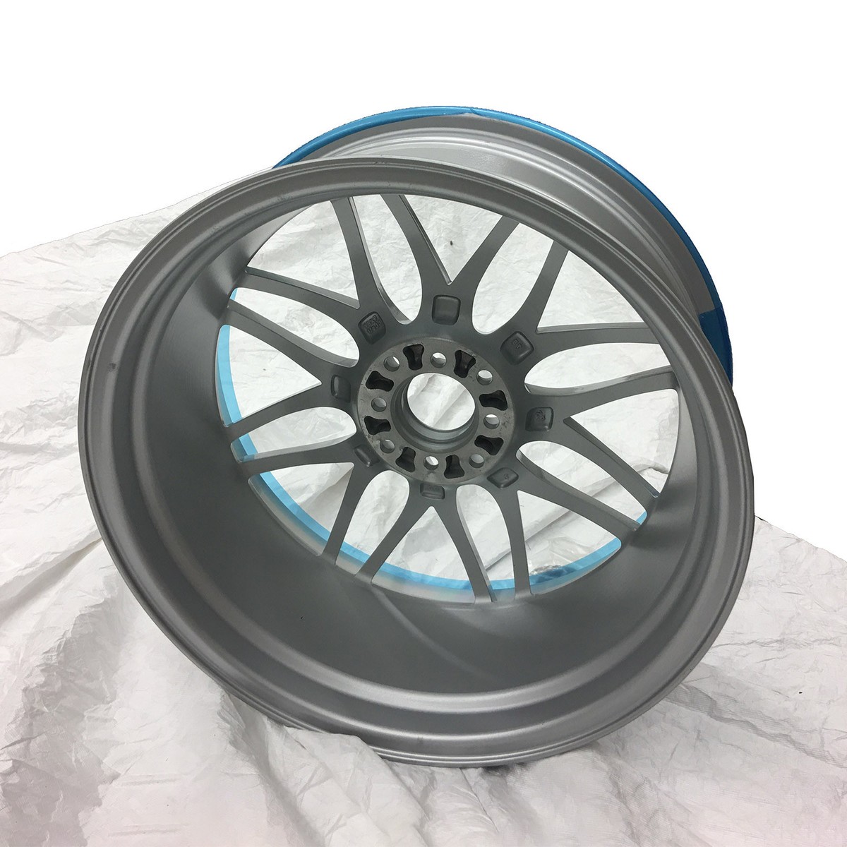 4 Pcs Set Netami 18 x 7.5/8 x 100 + 114.3 wheels Dynamix_V2 Japan