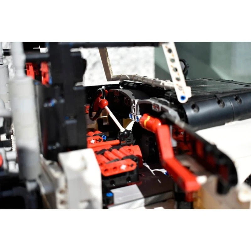 MOC-143377 Rally Pickup Typically American Car 2500 Pieces/black for Aged 15+ - Image 3 of 4