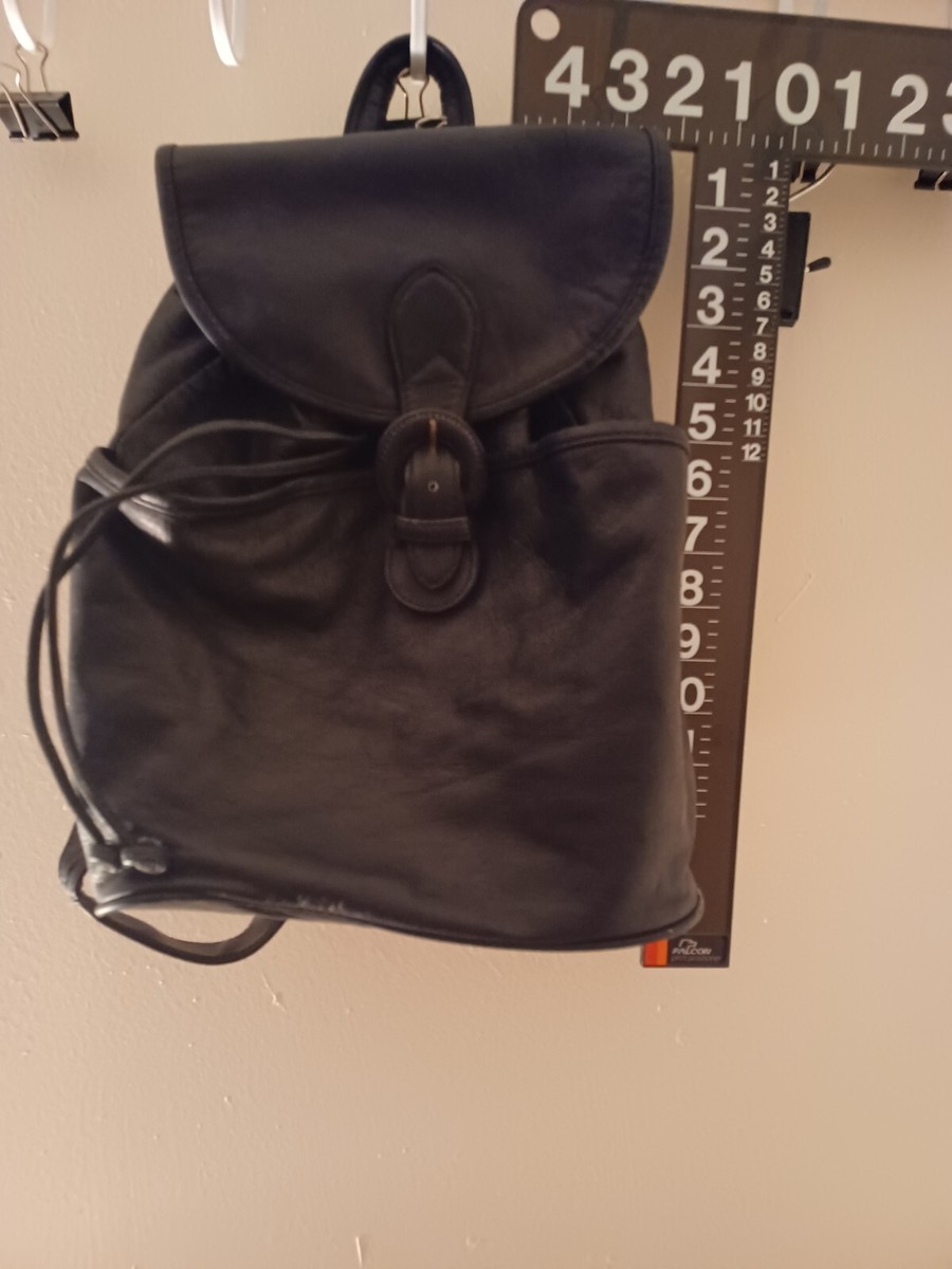 Boulder Ridge Black Full Grain Cowhide Leather Sling Backpack Bag Full Grain Leather Backpack – Medium Size, Made In USA  main image 3